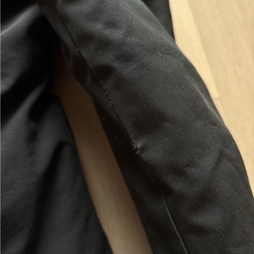 Canada Goose Montebello Parka Women Size Extra Small Black Mid Length XS 2530L - Picture 9 of 12